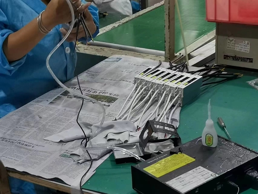 СИД триака электрическое затемняя водителя 220V к 24V 42V 20W IP67 28W